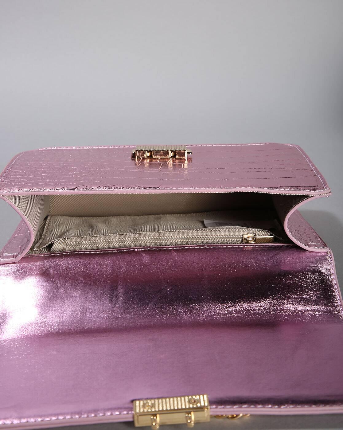 Women Croc-Embossed Sling Bag