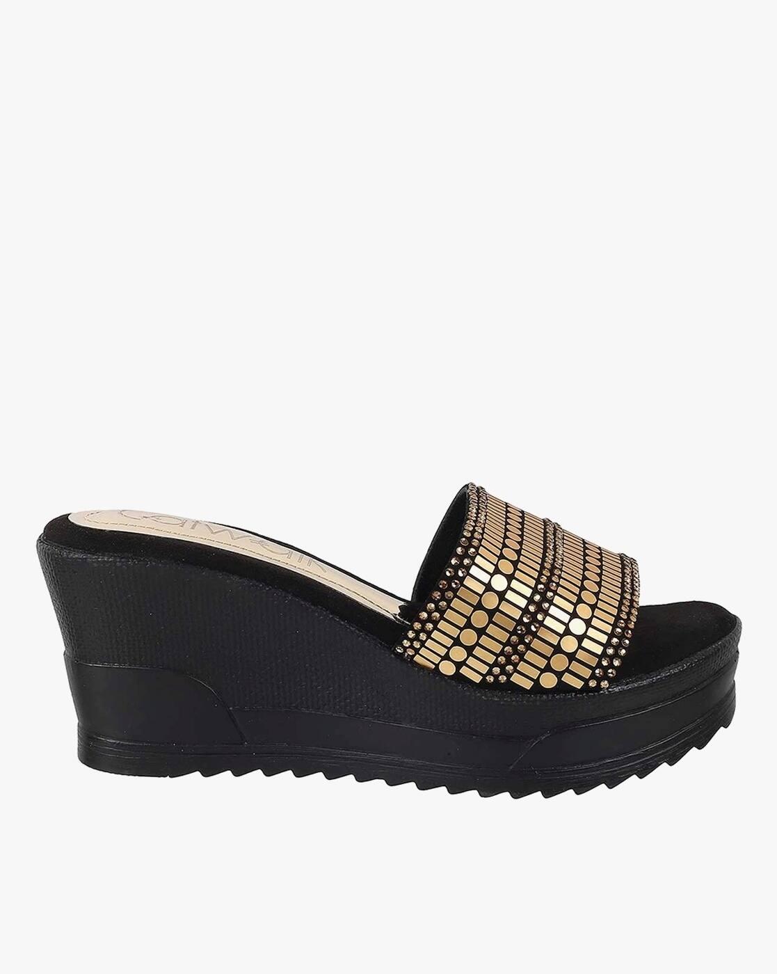 Women Round-Toe Wedges