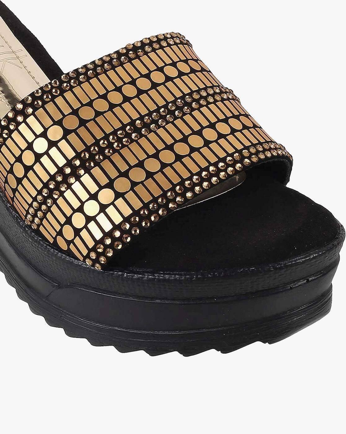 Women Round-Toe Wedges