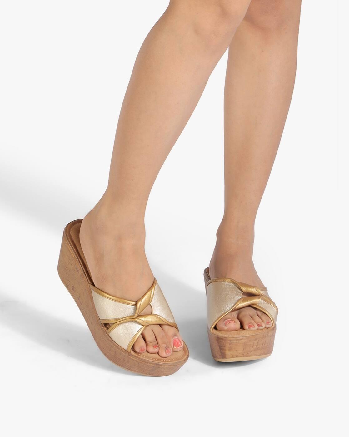 Women Round-Toe Wedges