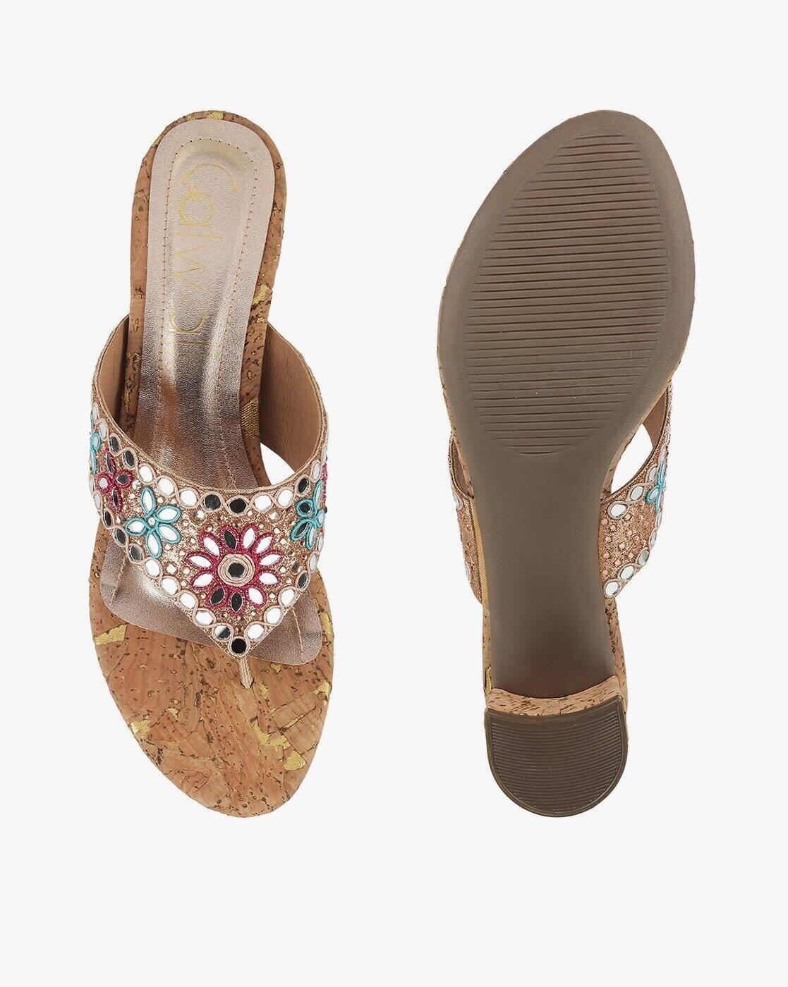 Women Embellished Chunky-Heeled Sandals