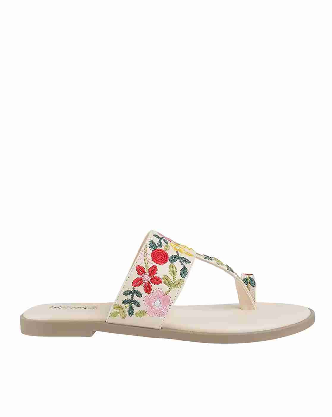 Women Embroidered Toe-Ring Sandals