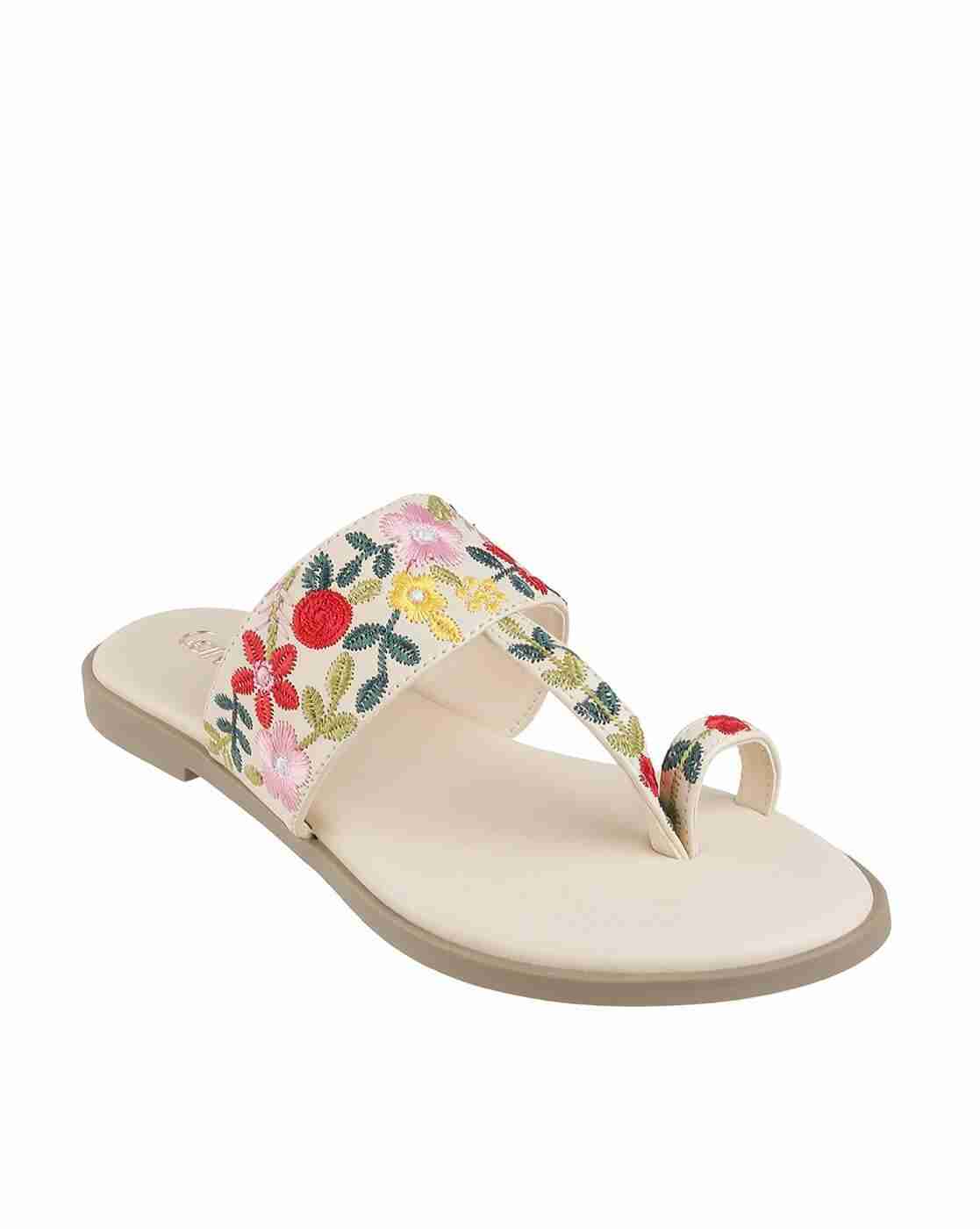 Women Embroidered Toe-Ring Sandals