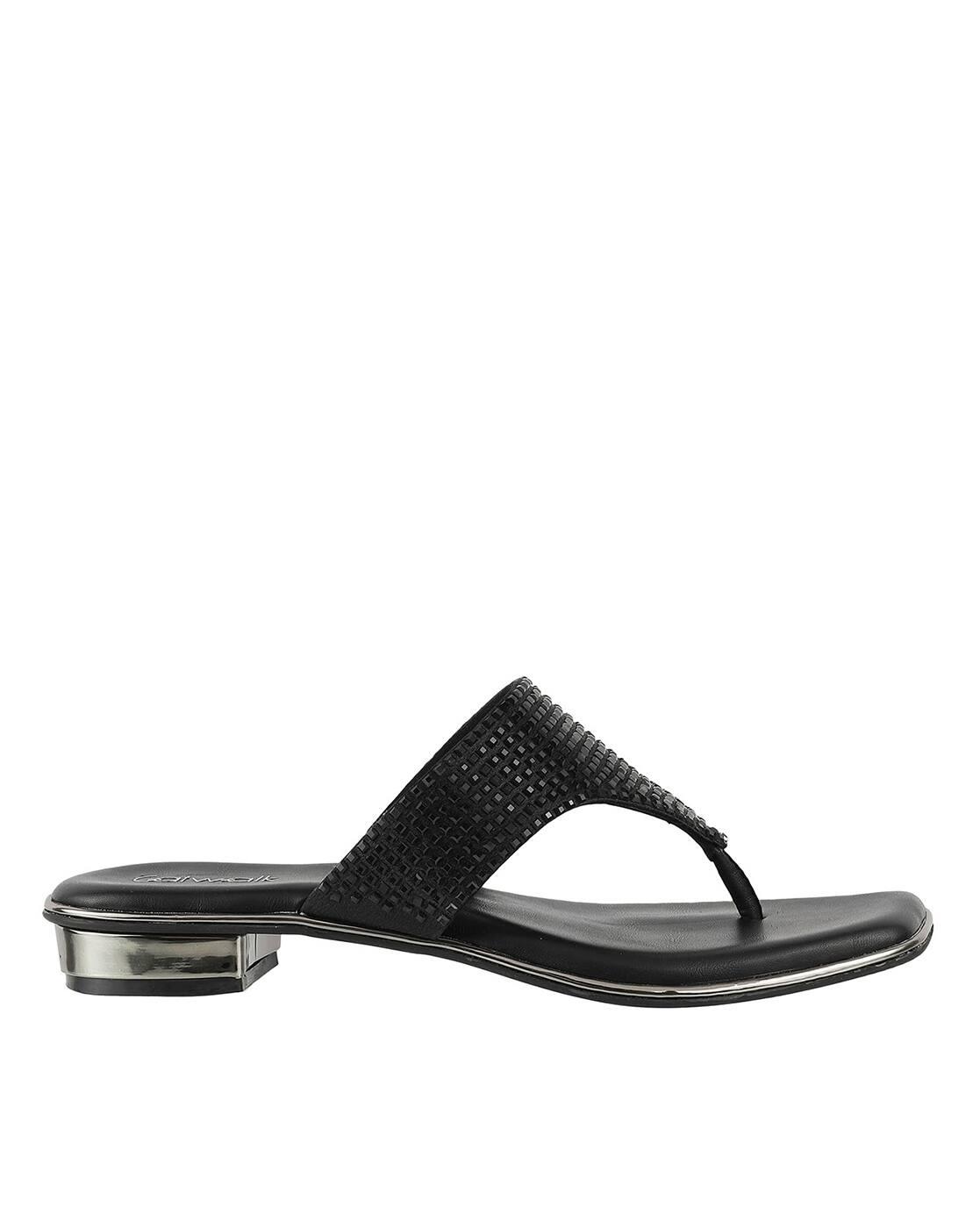 Women Embellished Flat Sandals