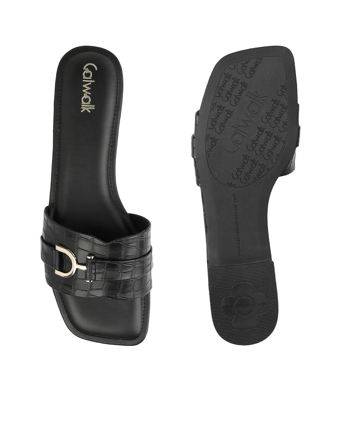 Women Open-Toe Flat Sandals with Metal Accent