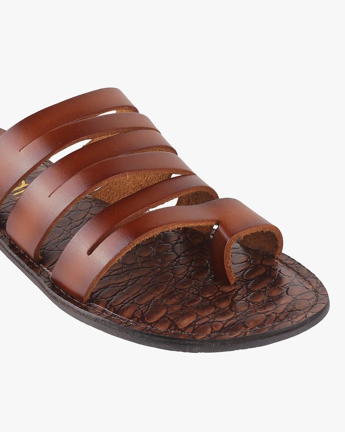 Women Croc-Embossed Toe-Ring Sandals