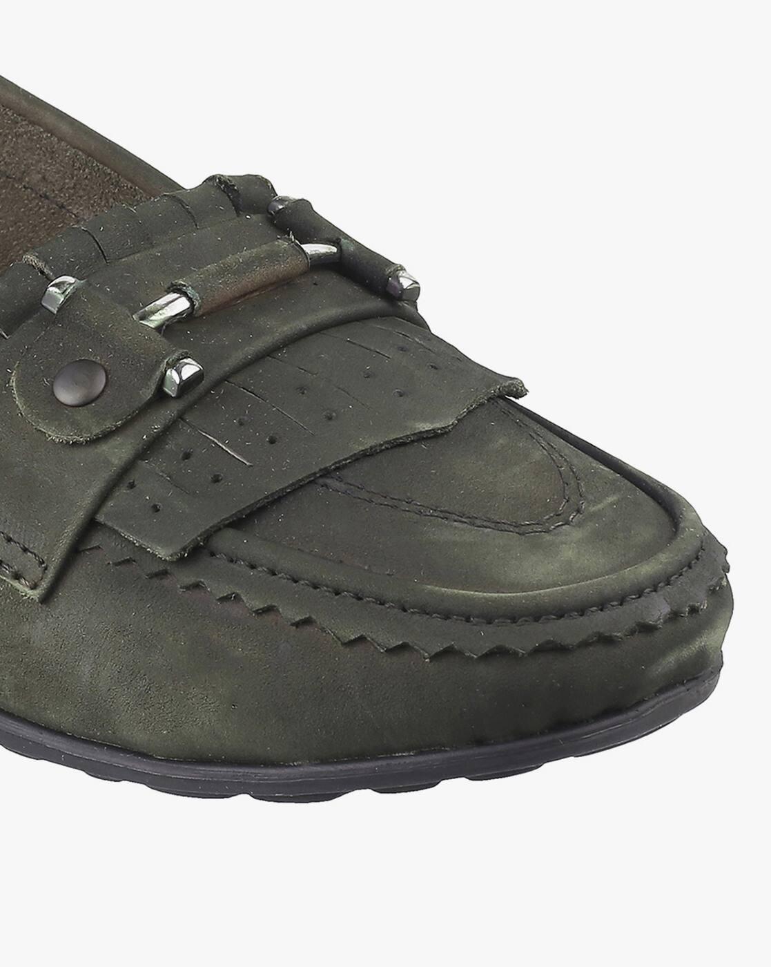 Women Moccasins with Metal Accent