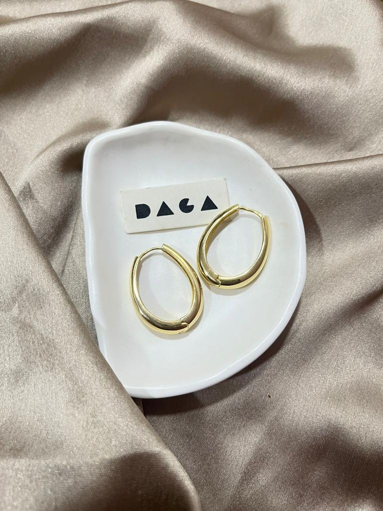 DAGA | gold oval shaped hoops undefined