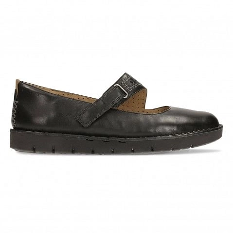 Women,s Black Leather Casual Slip-ons