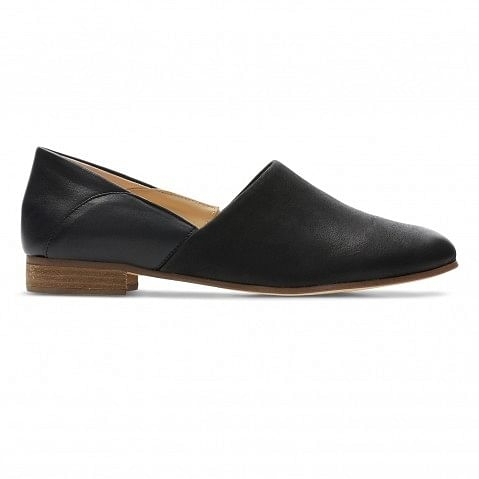 Women,s Black Leather Casual Slip-ons