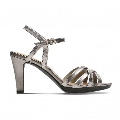 Clarks discount grey sandals