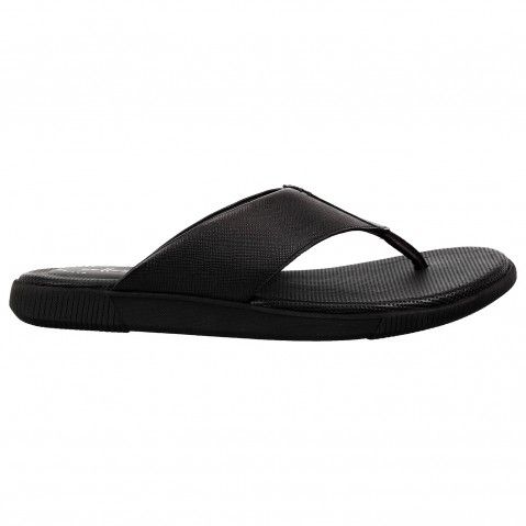Clarks hotsell black slippers