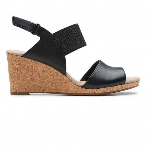 Clarks best sale black wedges