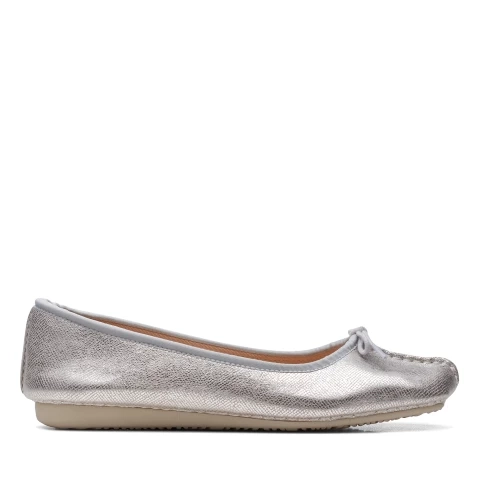 Clarks Womens Freckle Ice Silver Metallic