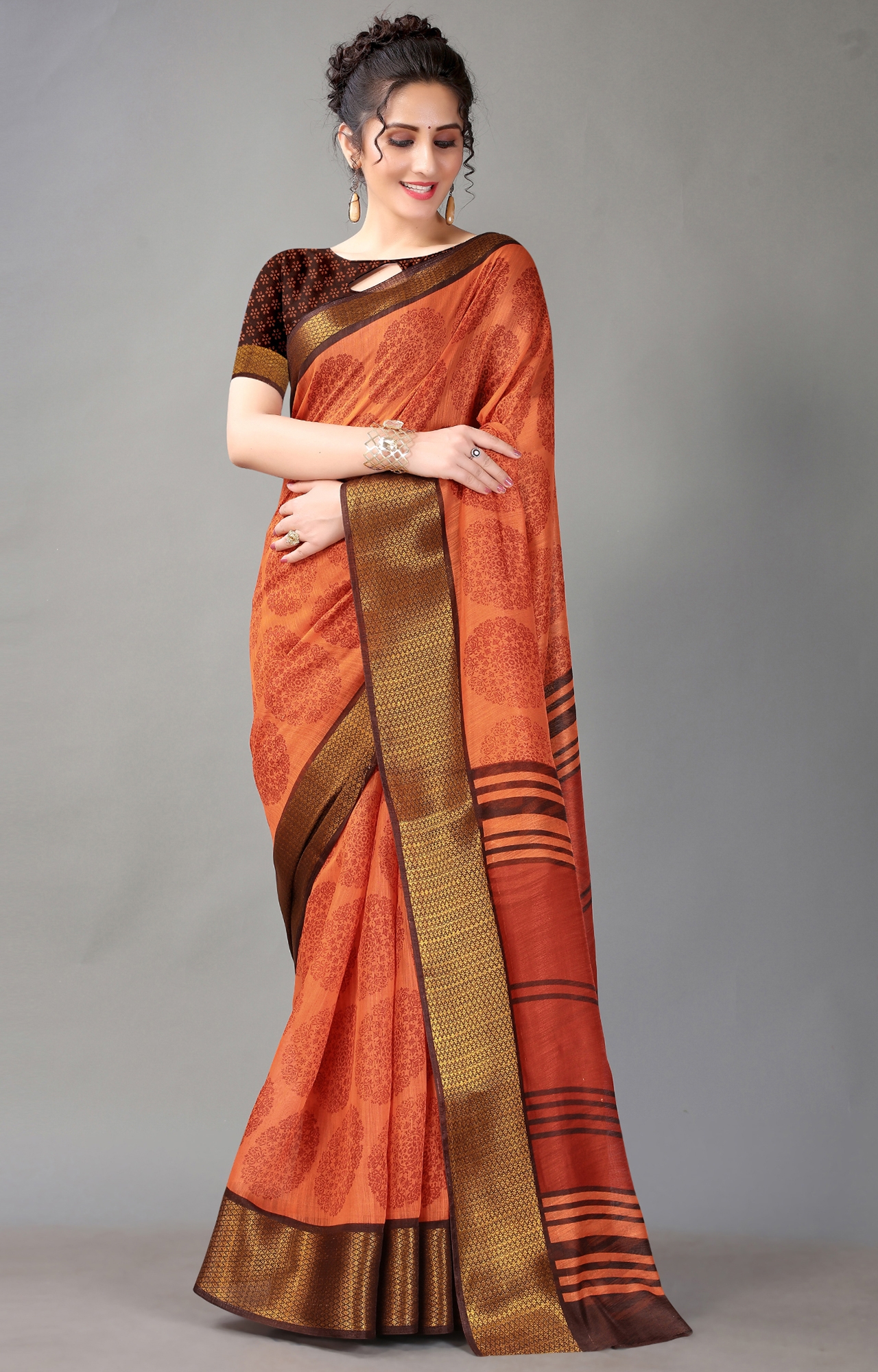 Buy Orange Kanjivaram Saree Online in USA |Red Zari Border and Pallu – Pure  Elegance