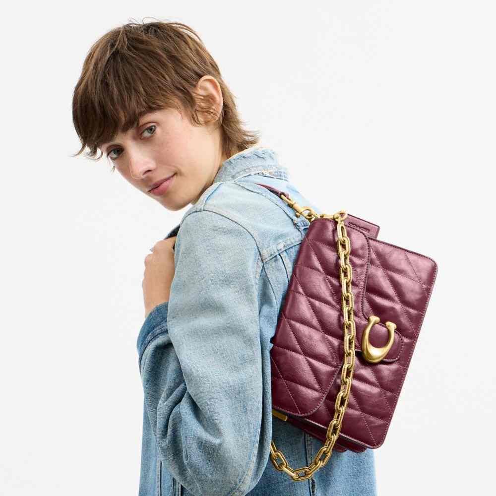 Chain Tabby Shoulder Bag With Quilting