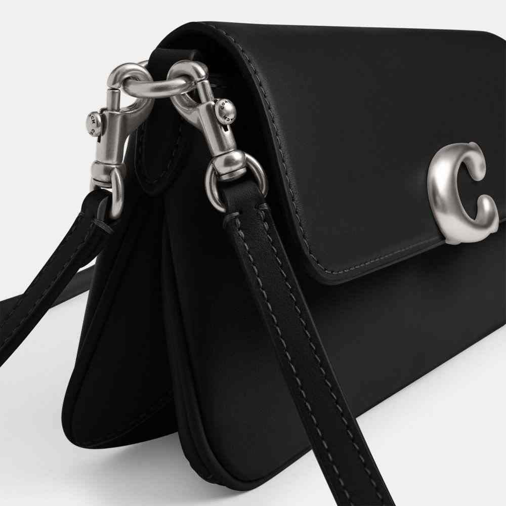 Jet Shoulder Bag