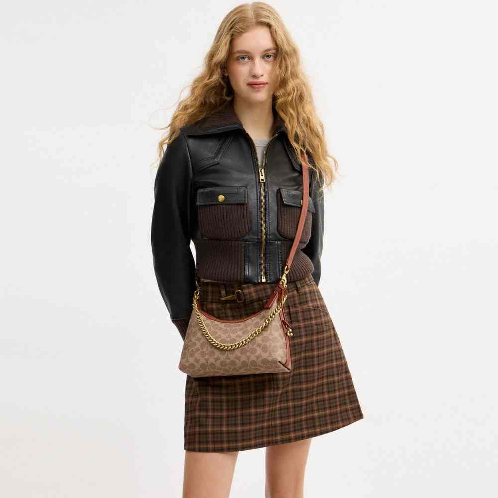 Juliet Shoulder Bag 25 In Signature Upcrafted Leather
