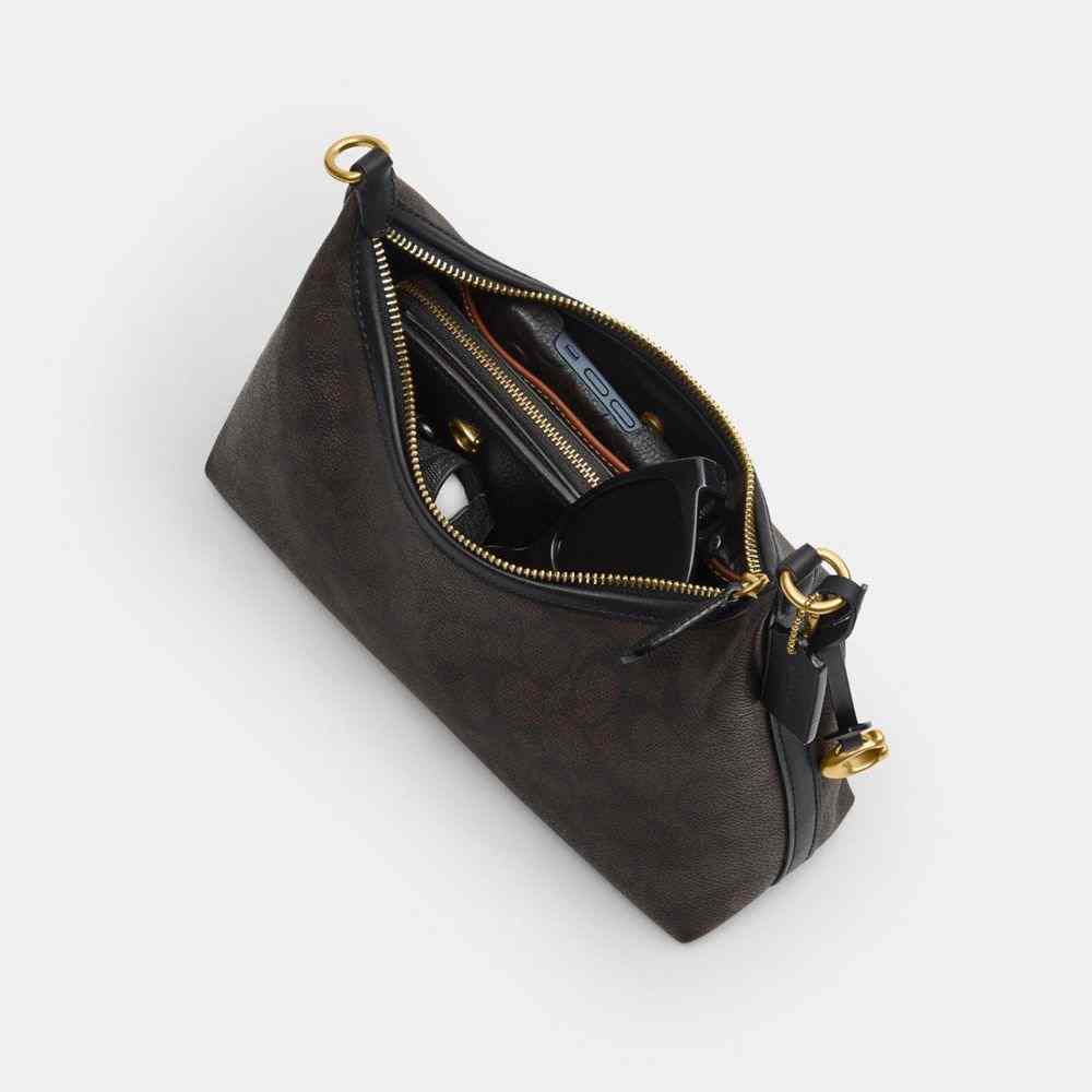 Juliet Shoulder Bag 25 In Signature Upcrafted Leather