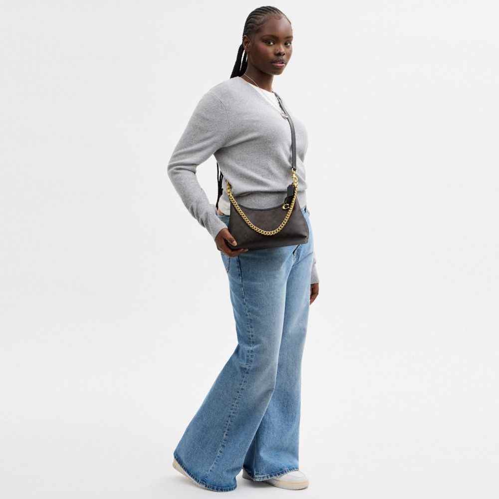 Juliet Shoulder Bag 25 In Signature Upcrafted Leather