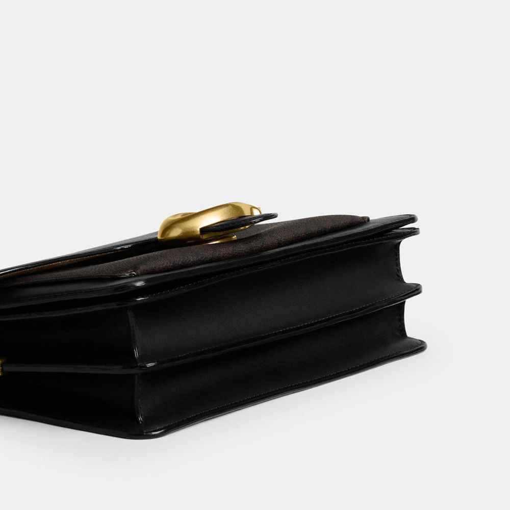 Tabby Shoulder Bag 26 In Signature Upcrafted Leather