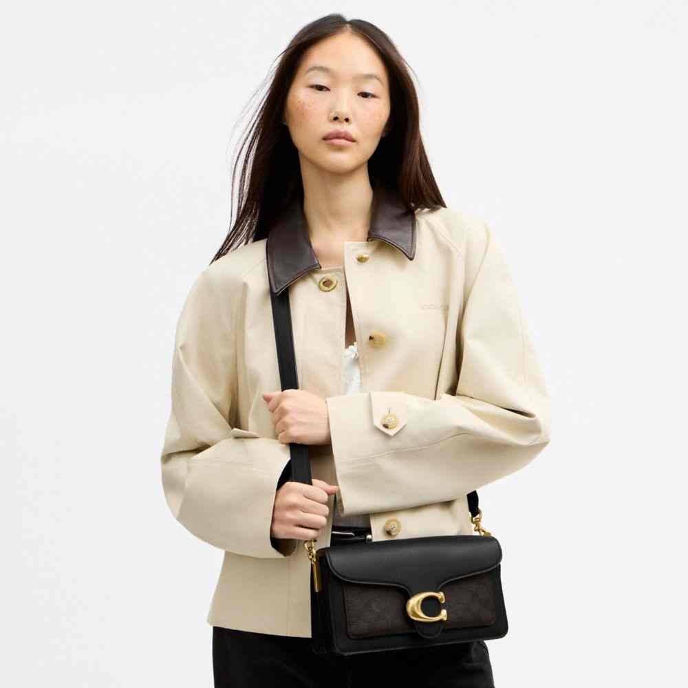 Tabby Shoulder Bag 26 In Signature Upcrafted Leather