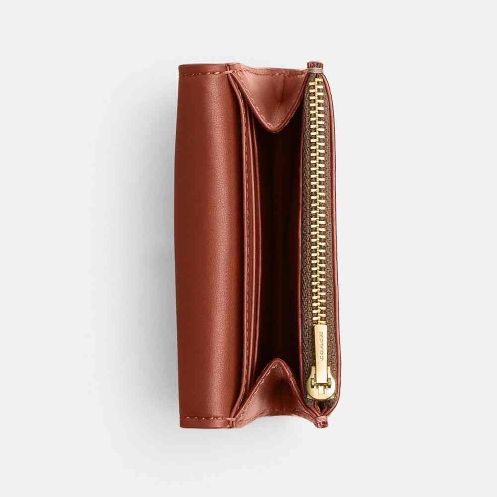 Essential Flap Card Case In Signature Upcrafted Leather