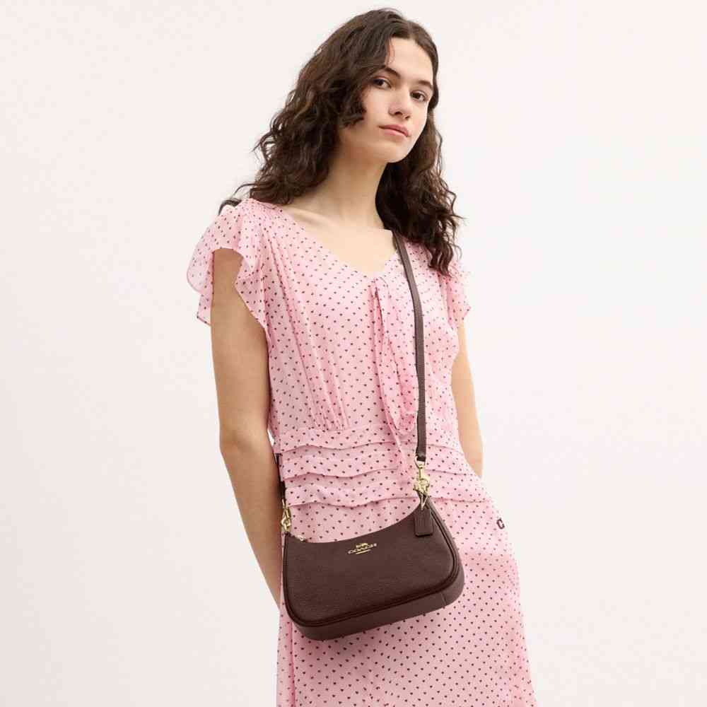 Teri Shoulder Bag