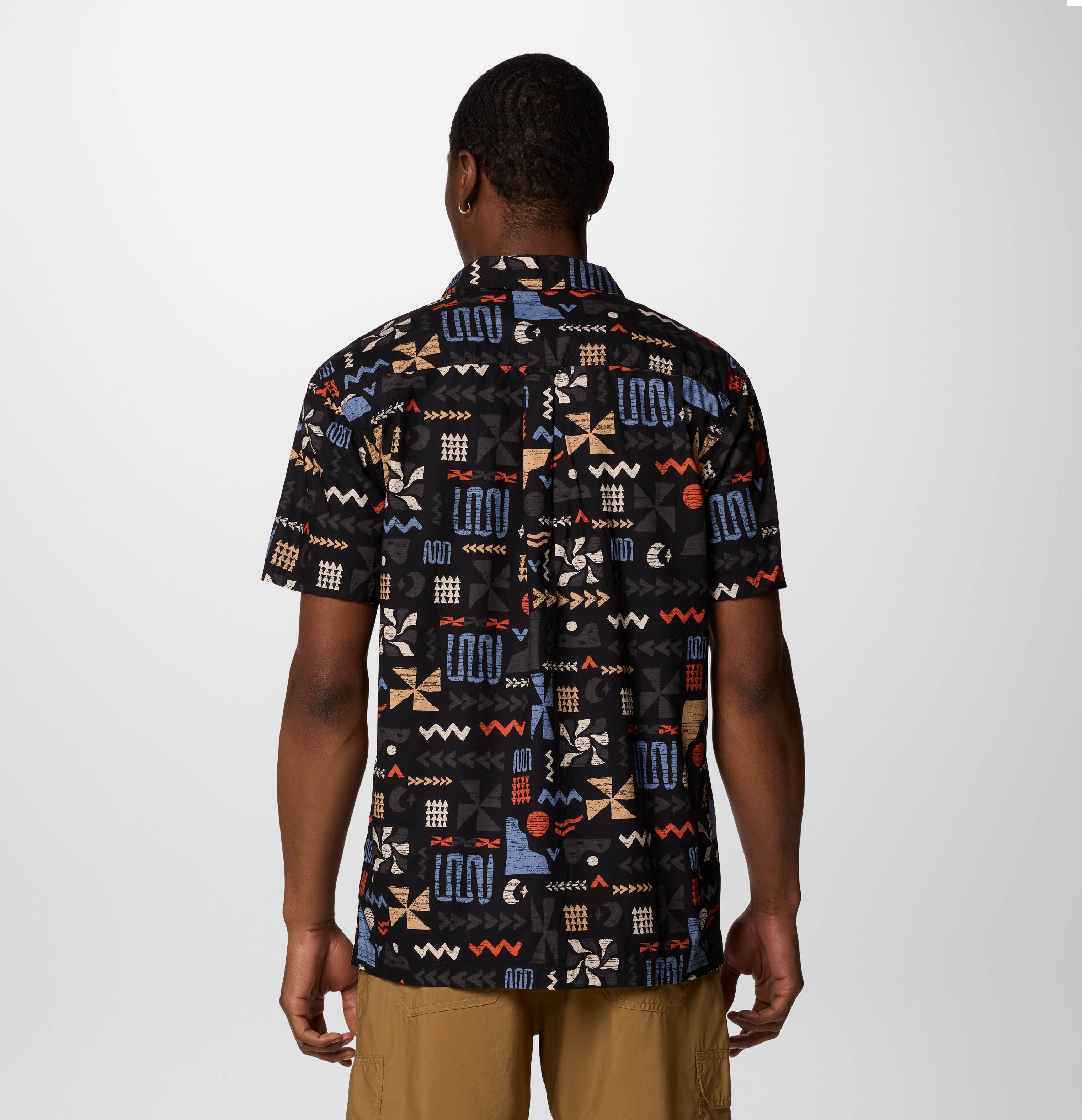 Men Black Pine Canyon Short Sleeve Shirt
