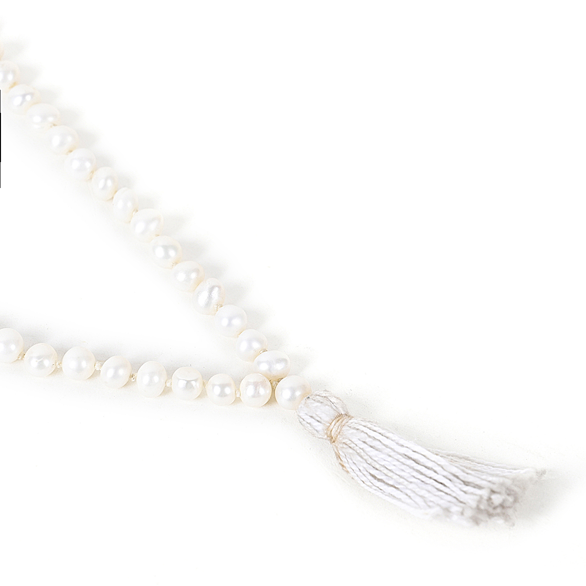 Shiv Ratan Kendra Natural Pearl Mala to balance Moon Planet, Mental Well Being & Anger Control II Length 30-35 CM II Weight: 20-30 Grams II