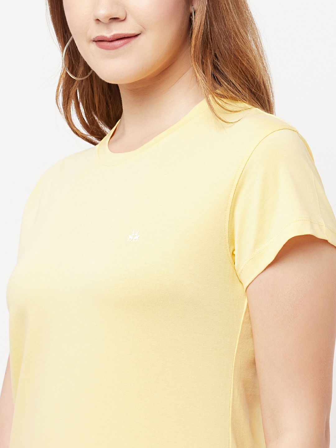 Crimsoune Club | Crimsoune Club Women Yellow Solid Round Neck T-Shirt 5