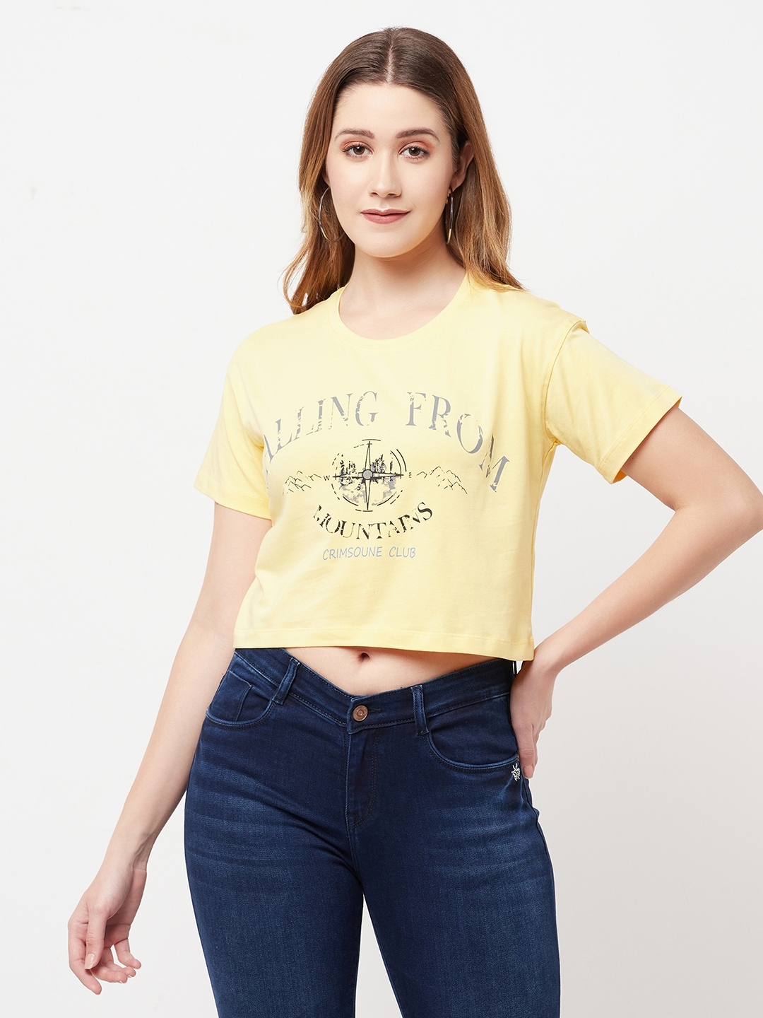 Crimsoune Club | Crimsoune Club Women Yellow Printed Round Neck Cropped T-Shirt 0
