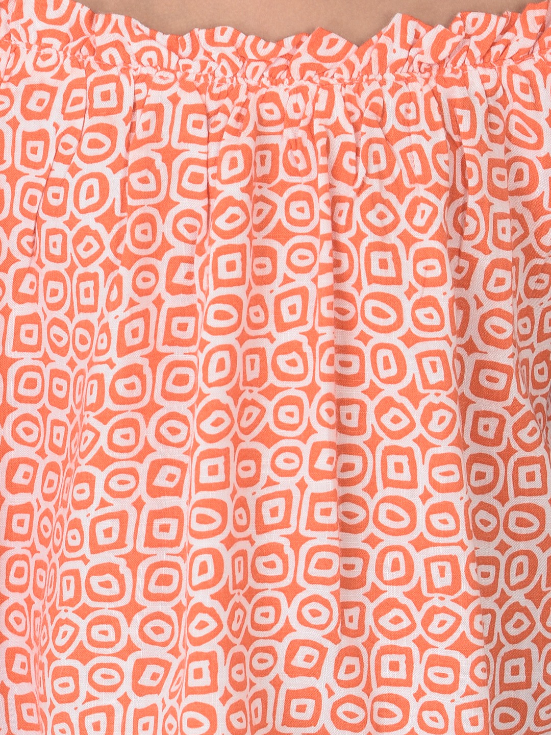 Crimsoune Club Girls Orange Printed Cold Shoulder Crop Top