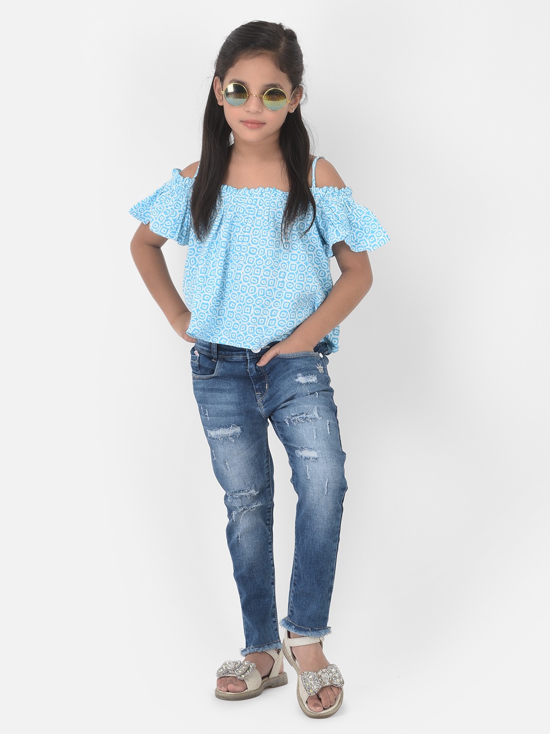 Crimsoune Club Girls Light Blue Printed Cold Shoulder Crop Top