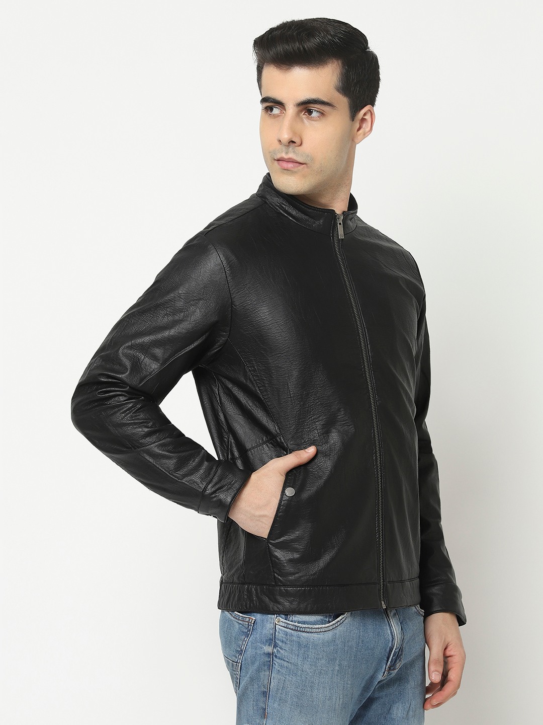 Crimsoune Club Men Black Jacket in Leather