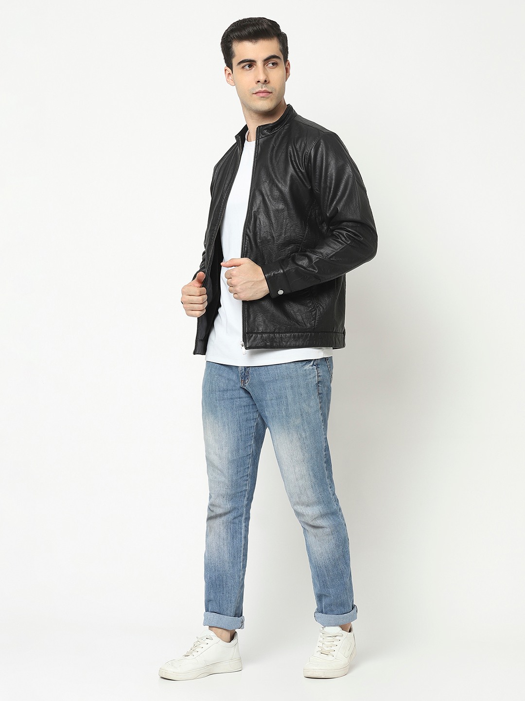Crimsoune Club Men Black Jacket in Leather