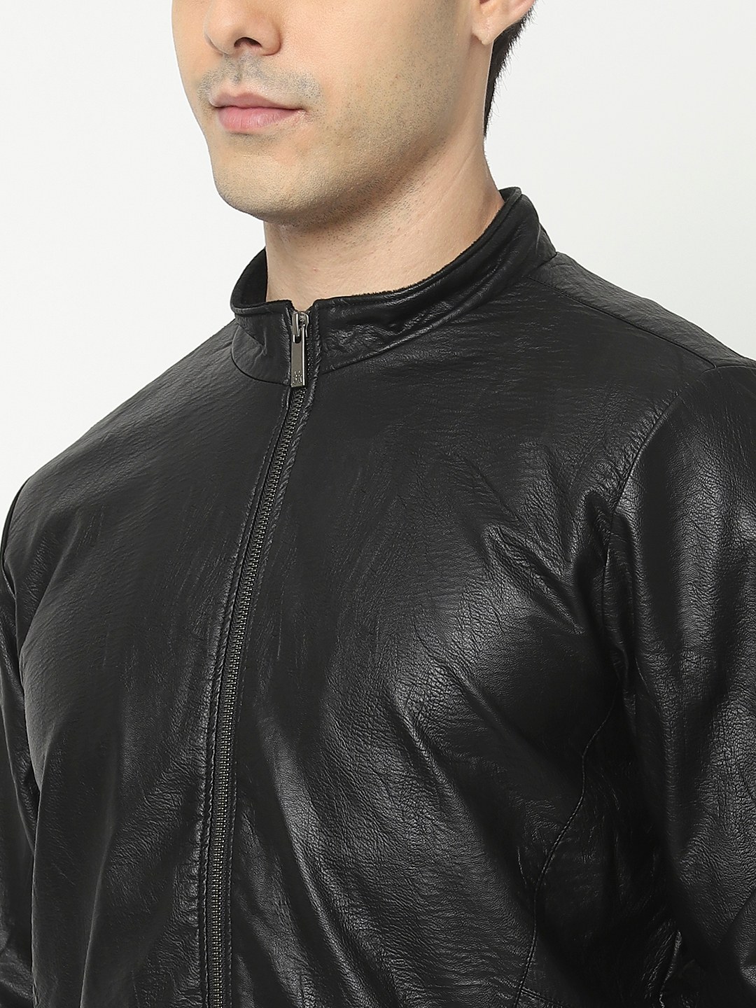 Crimsoune Club Men Black Jacket in Leather