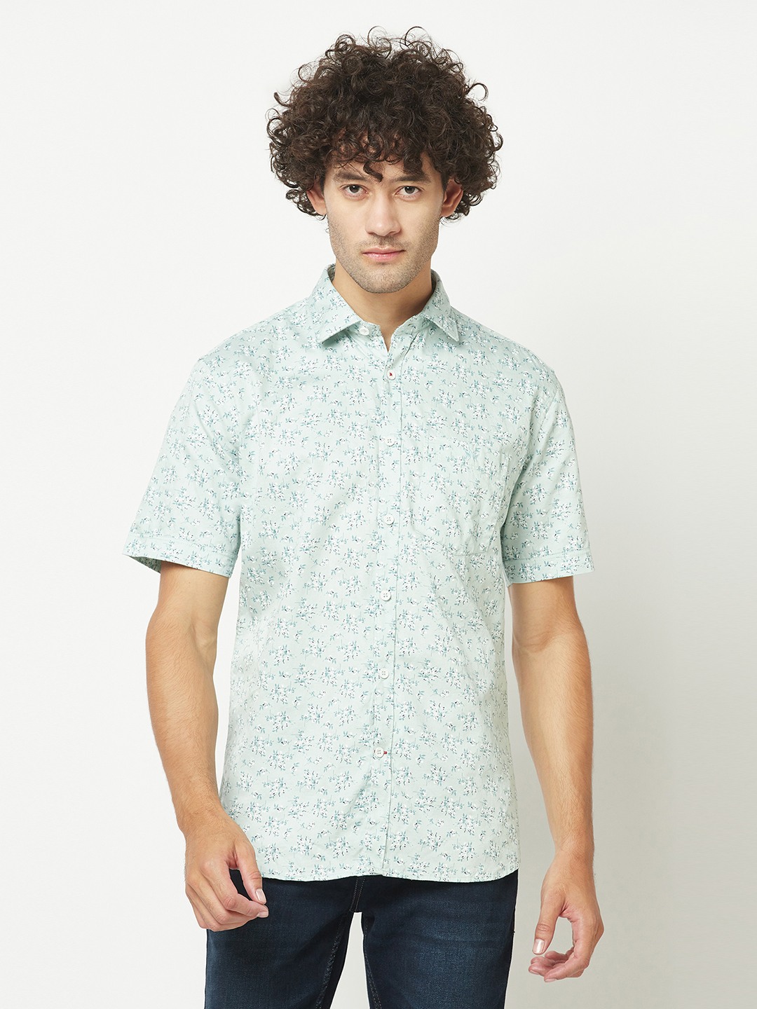 Crimsoune Club Men Ice-Blue Short-Sleeved Floral Shirt