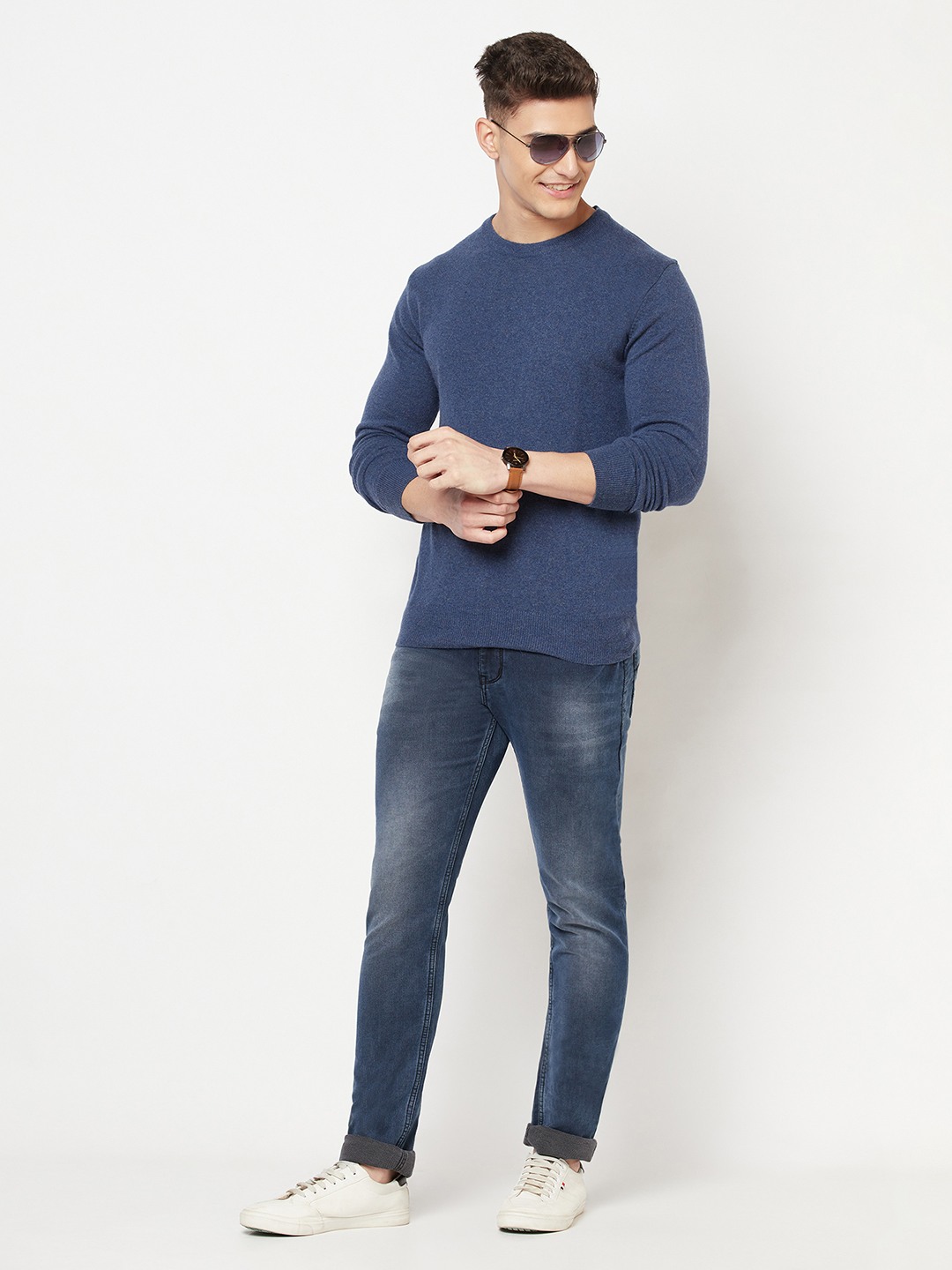 Crimsoune Club Men Blue Solid Round Neck Sweater