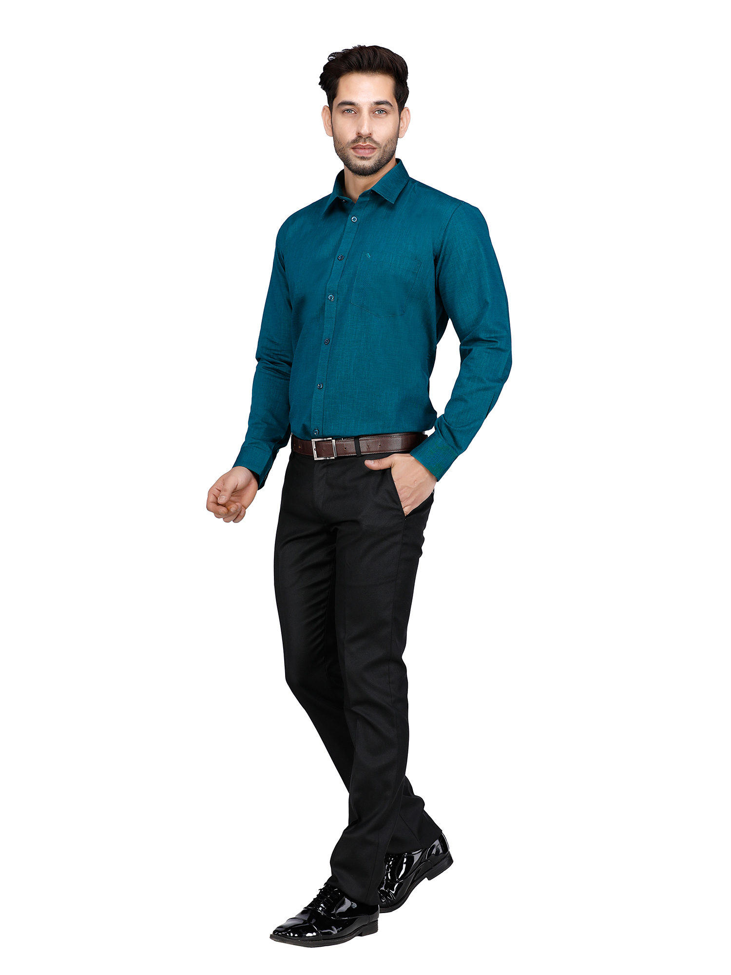 D'cot by Donear Men Green Polycotton Slim Solid Formal Shirts