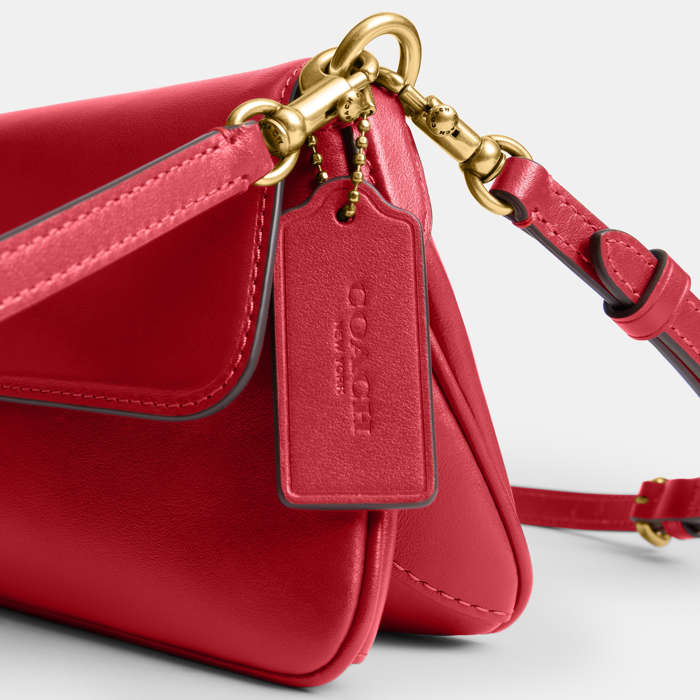 Jet Shoulder Bag