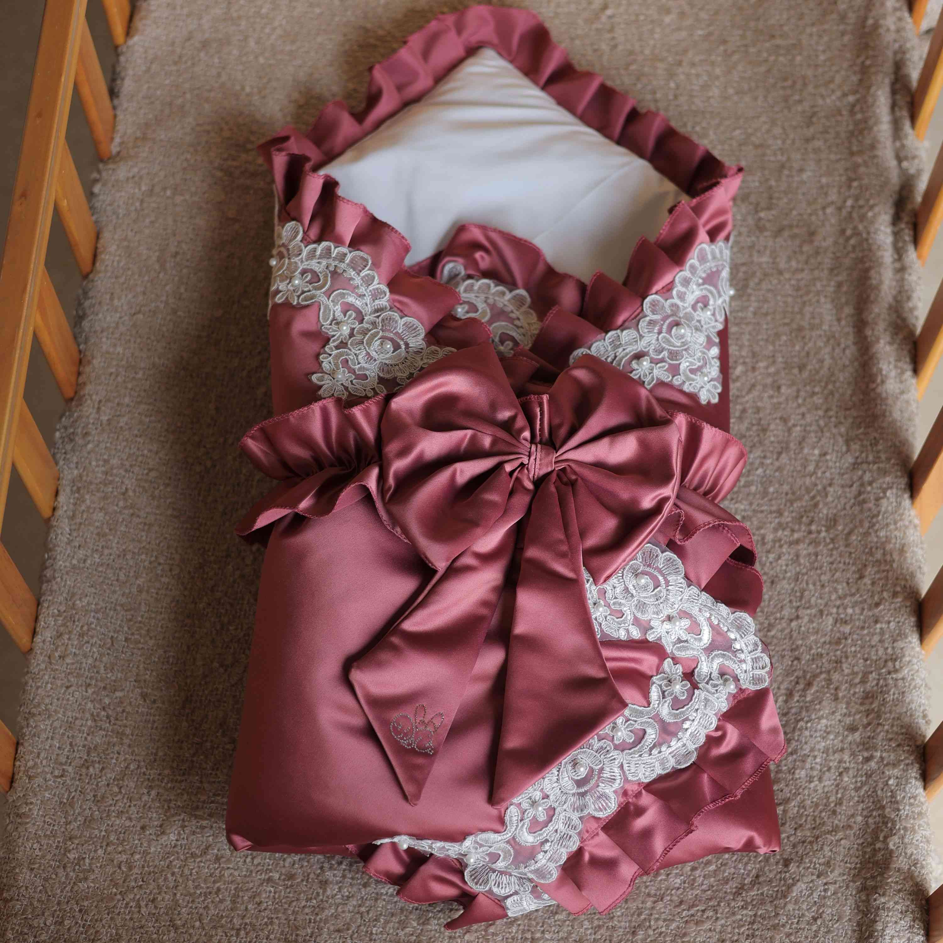 Rosebud Snuggle Baby Drape