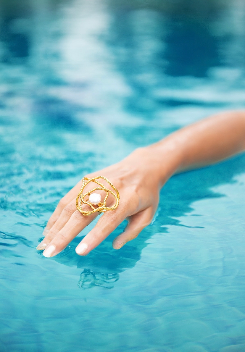 PARISHRI JEWELLERY | The Gold mess ring undefined