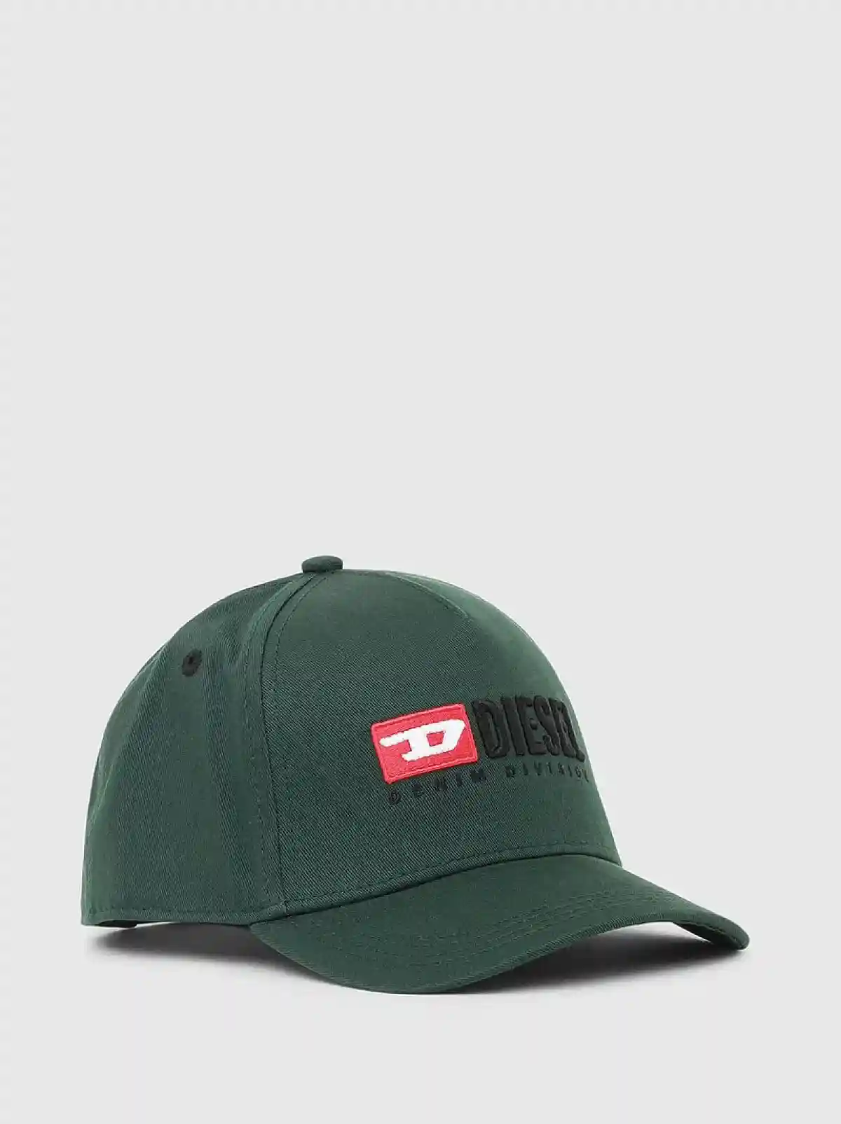Green Baseball cap with embroidery