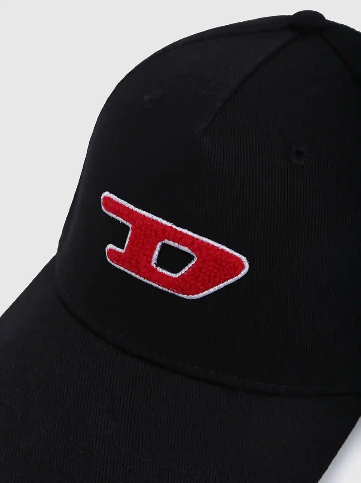 Black Baseball cap with D logo