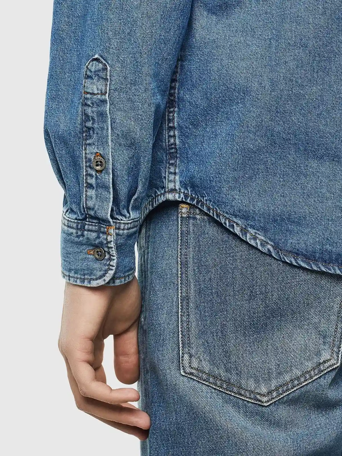 Blue Denim shirt with embroidered D logo
