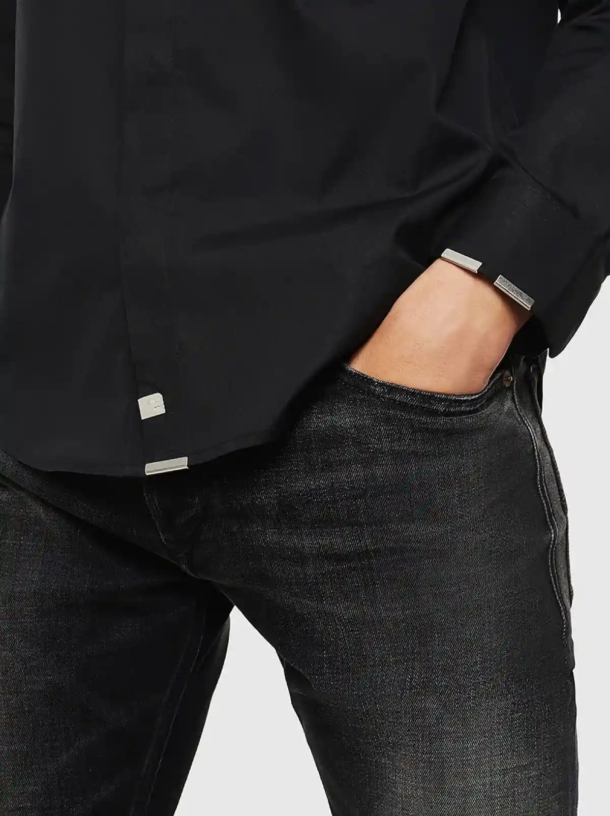 Black Poplin shirt with metal bar details