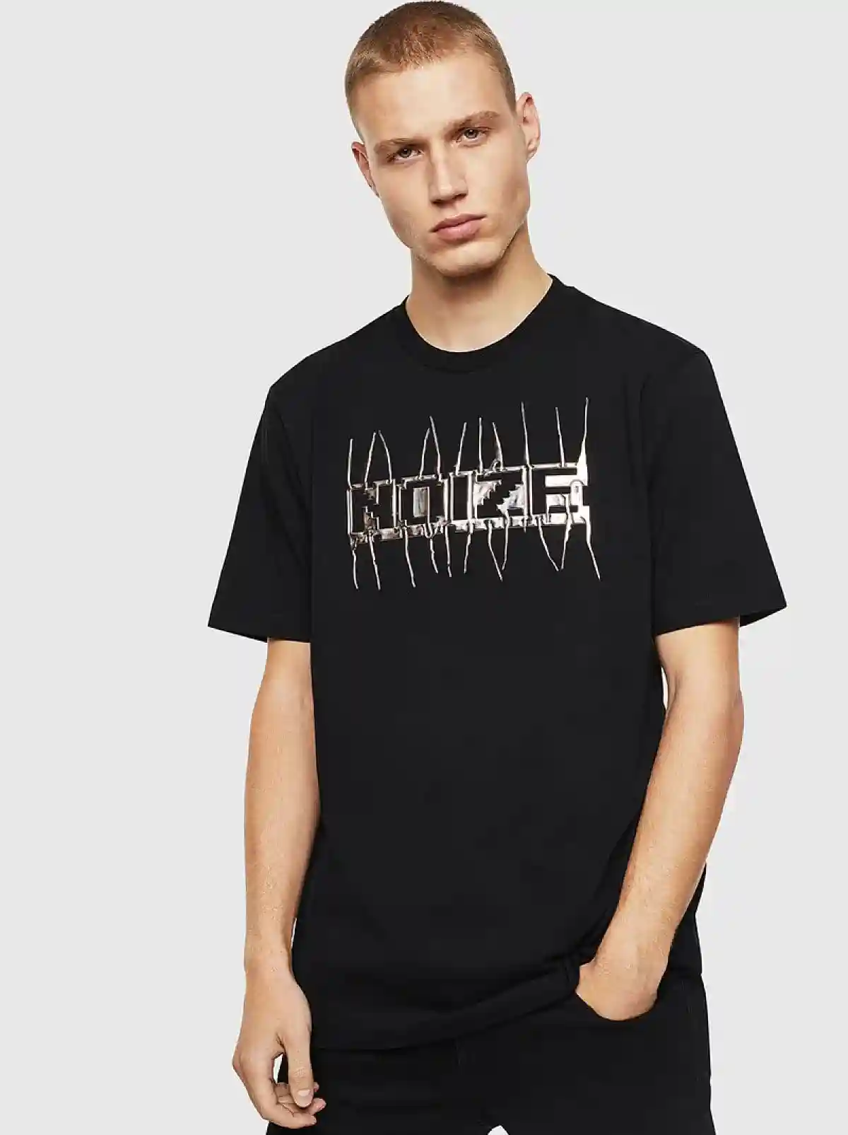Black T-shirt with metallic Noize print