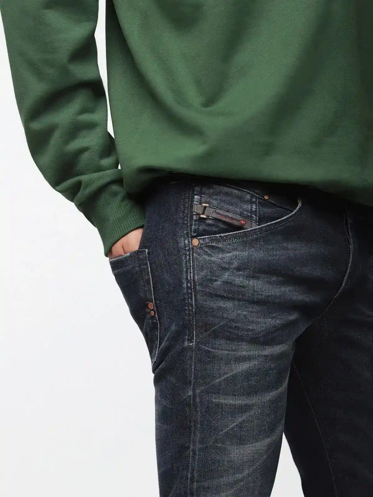 Blue Tapered Fit Jeans-Belther