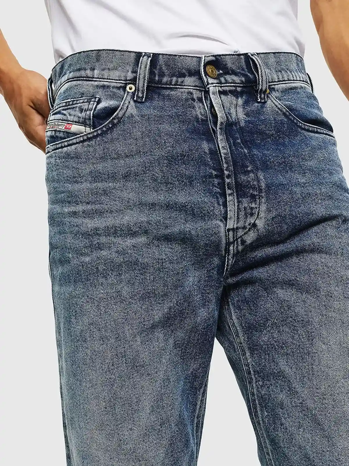 Blue Straight Fit Jeans- D-Macs